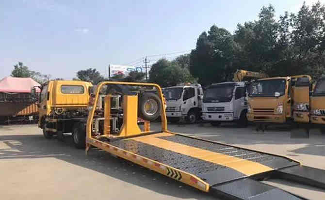 安源区汽车中途维修案例